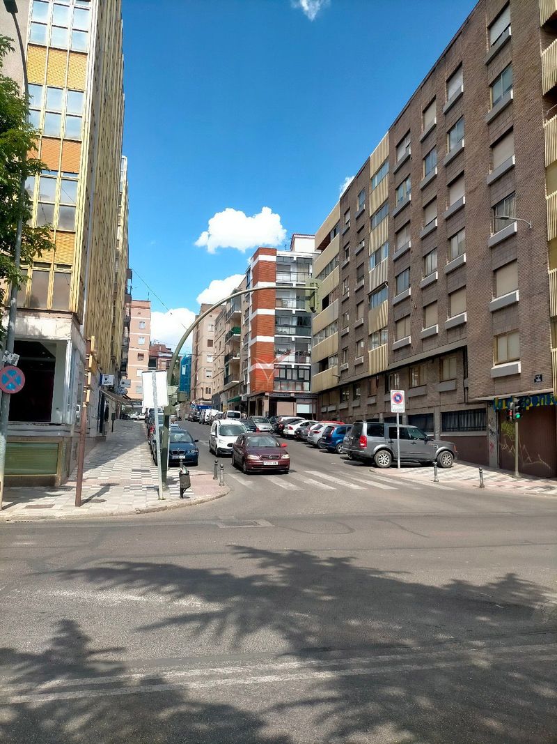 Piso en alquiler  en Cuenca . Ref: 58370. Inmobiliaria Vieco