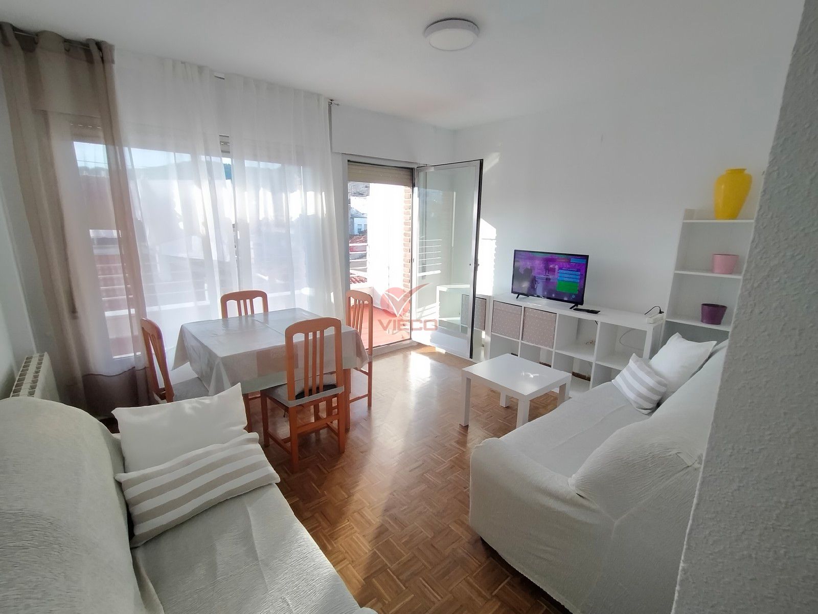 Piso en alquiler Cuenca. Ref: 63790. Inmobiliaria Vieco