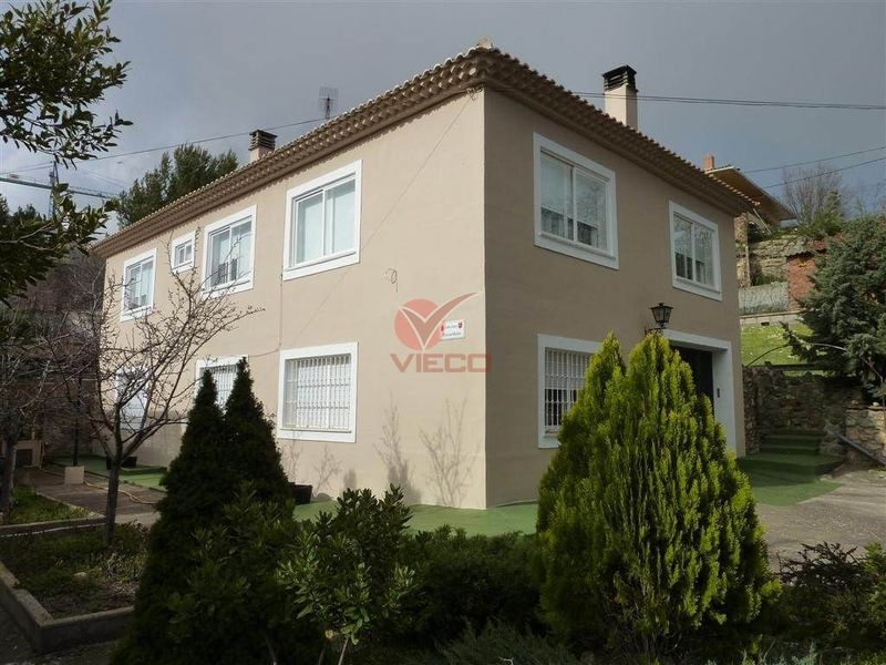 Chalet en venta  en Arcas, Cuenca . Ref: 71880. Inmobiliaria Vieco