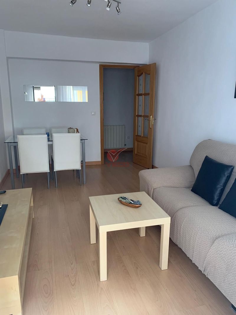 Piso en alquiler  en Cuenca . Ref: 82280. Inmobiliaria Vieco