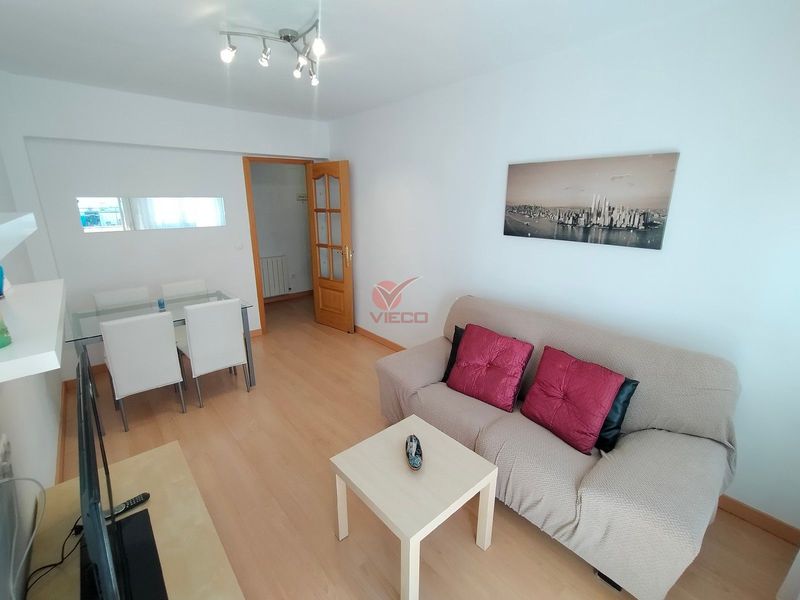 Piso en alquiler  en Cuenca . Ref: 82280. Inmobiliaria Vieco