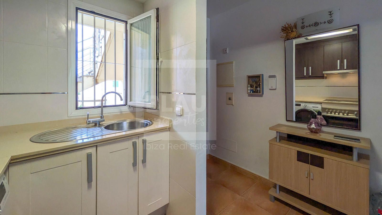 Accogliente Appartamento con Ampia Terrazza a Cala de Bou – AFFITTO ANNUALE - Foto 15