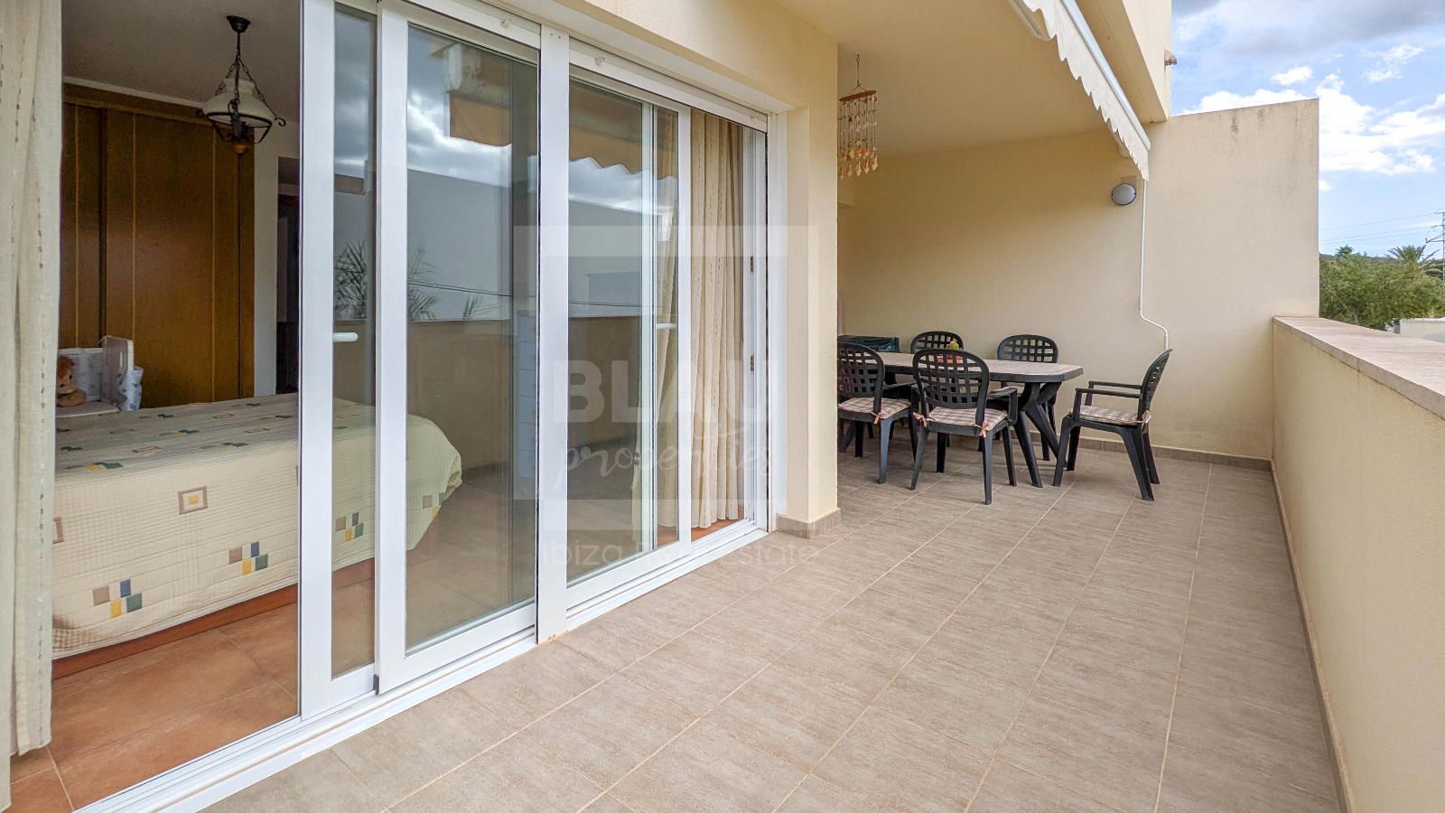 Accogliente Appartamento con Ampia Terrazza a Cala de Bou – AFFITTO ANNUALE - Foto 2