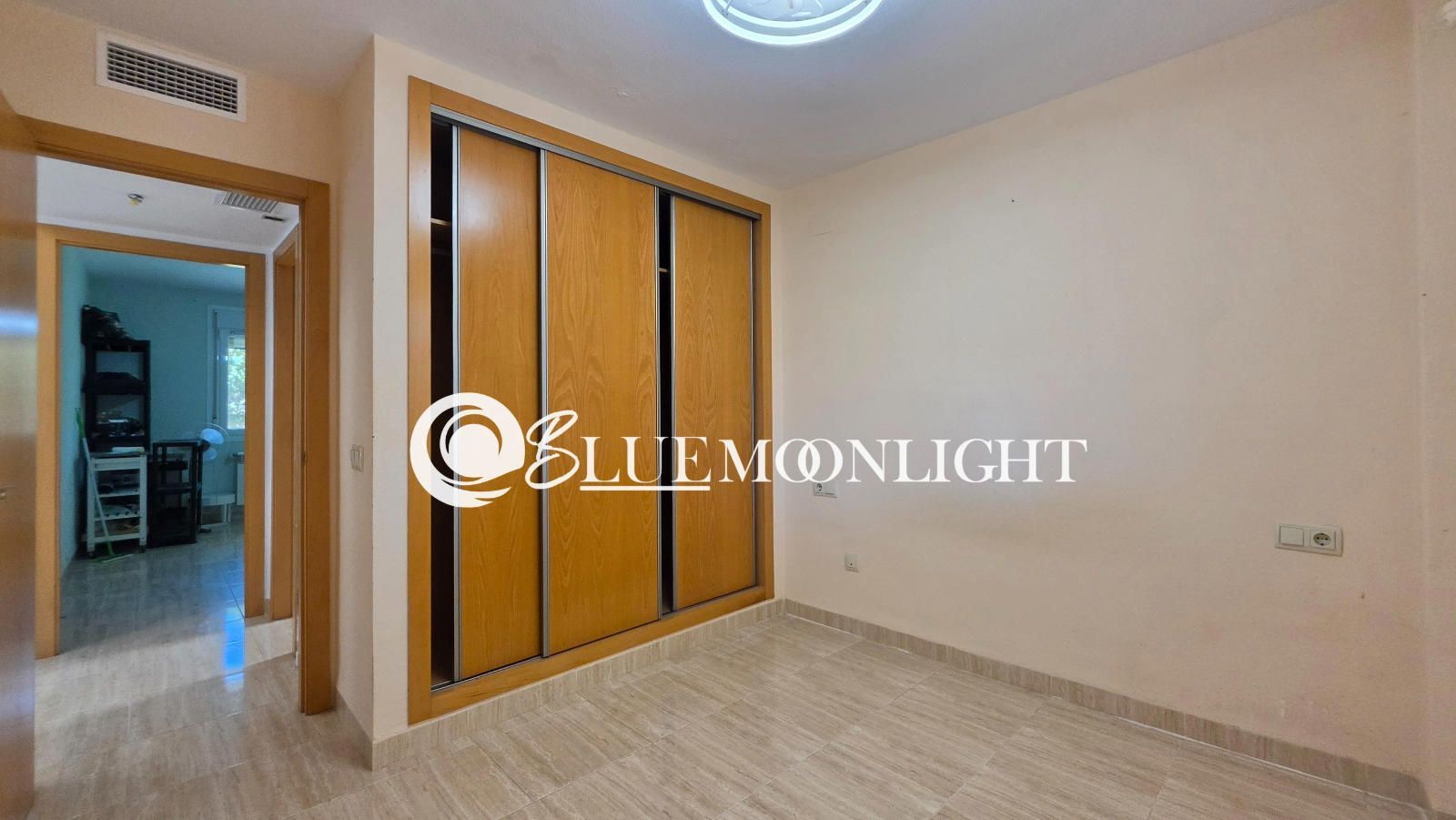 Refurbished semi-detached villa with a private garden, large garage and communal pool in Peñíscola - Foto 21