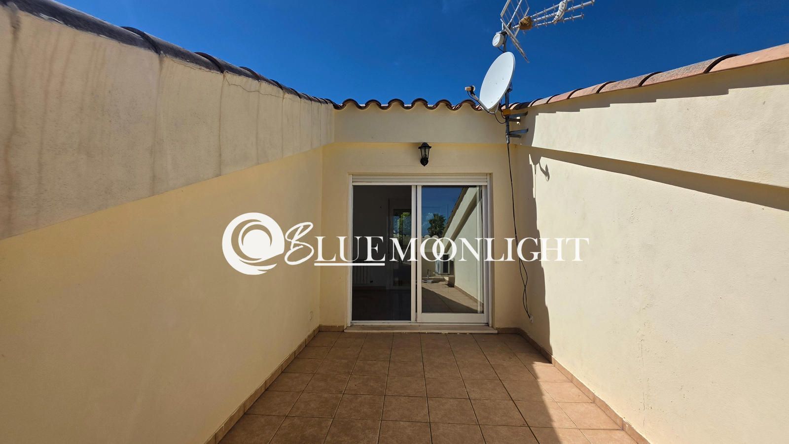 Refurbished semi-detached villa with a private garden, large garage and communal pool in Peñíscola - Foto 29