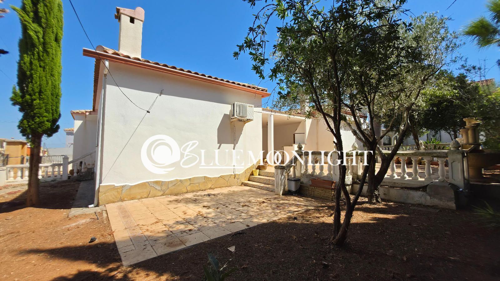Spacious detached villa on a corner plot with communal pool in Peñíscola - Foto 7