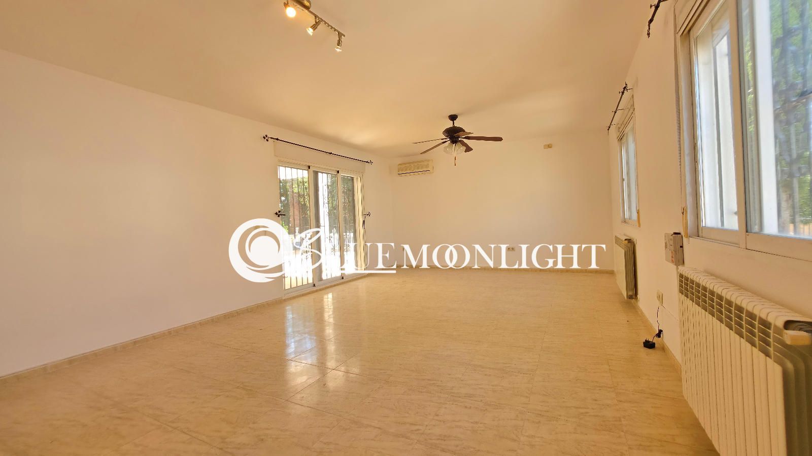 Spacious detached villa on a corner plot with communal pool in Peñíscola - Foto 23
