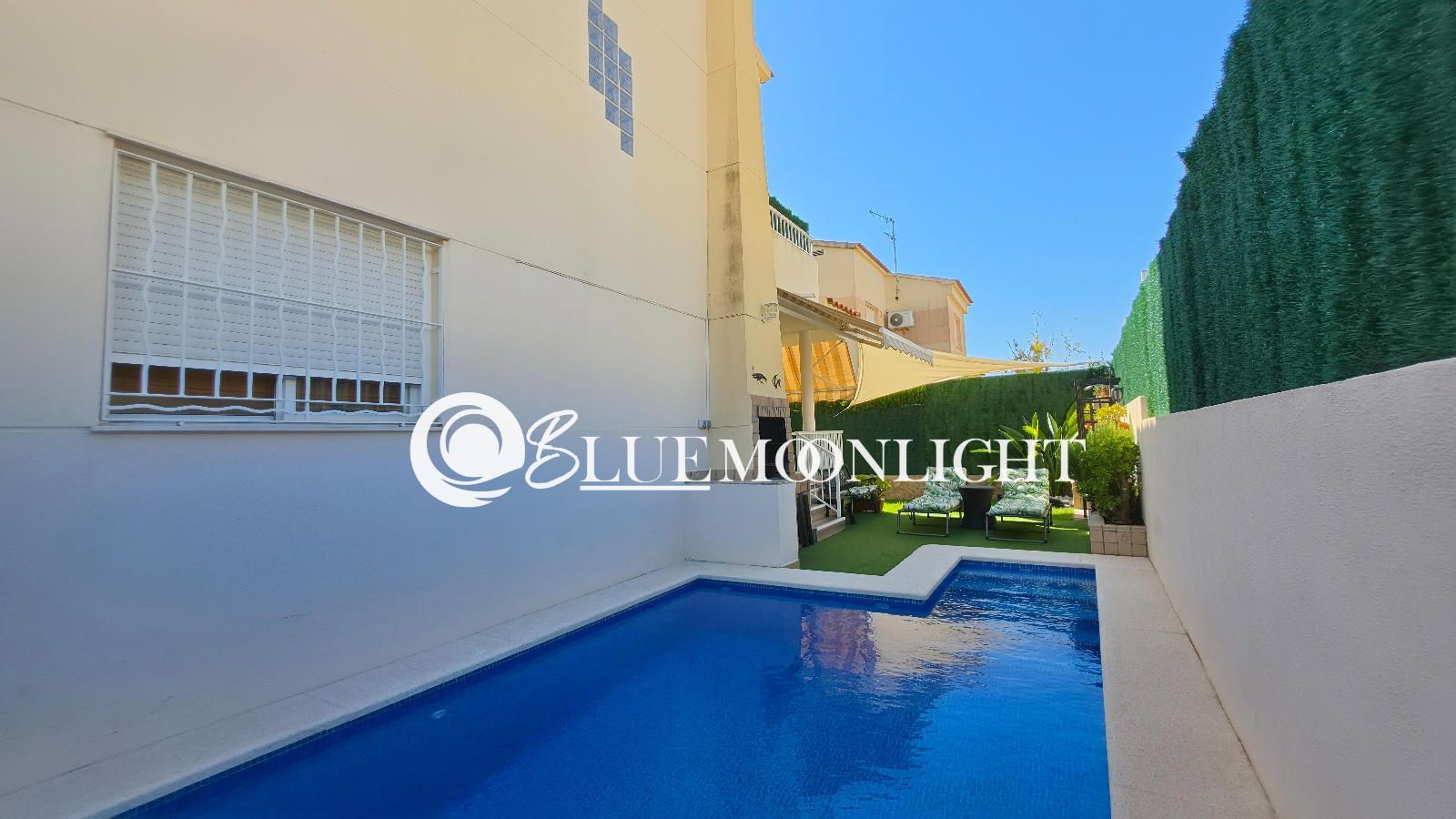 RENOVATED VILLA WITH PRIVATE POOL - Foto 6