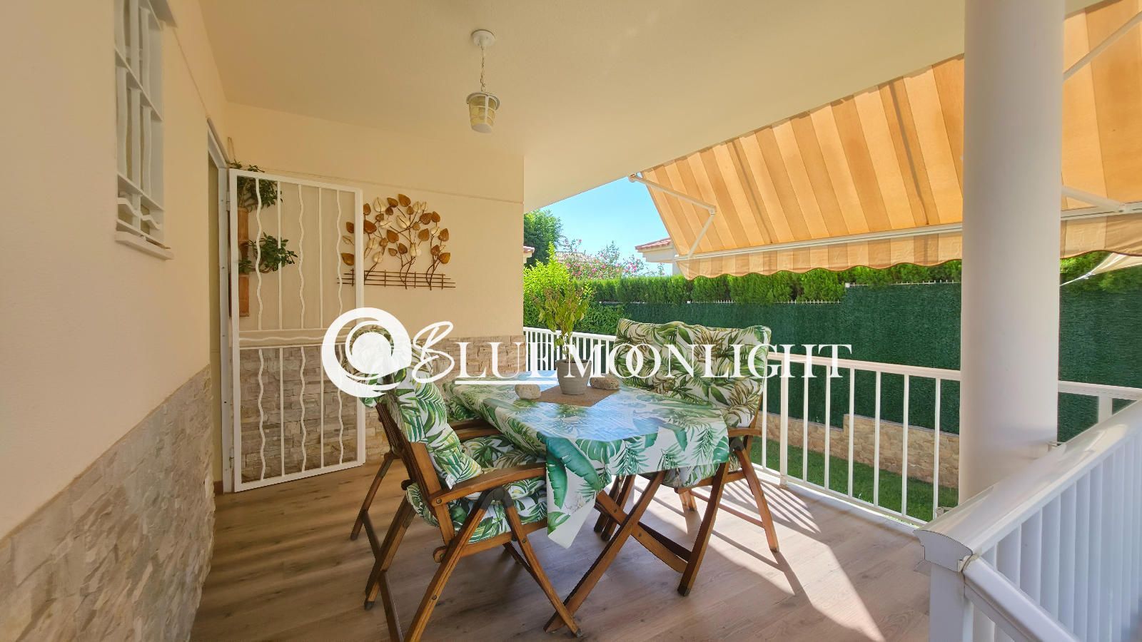 RENOVATED VILLA WITH PRIVATE POOL - Foto 18