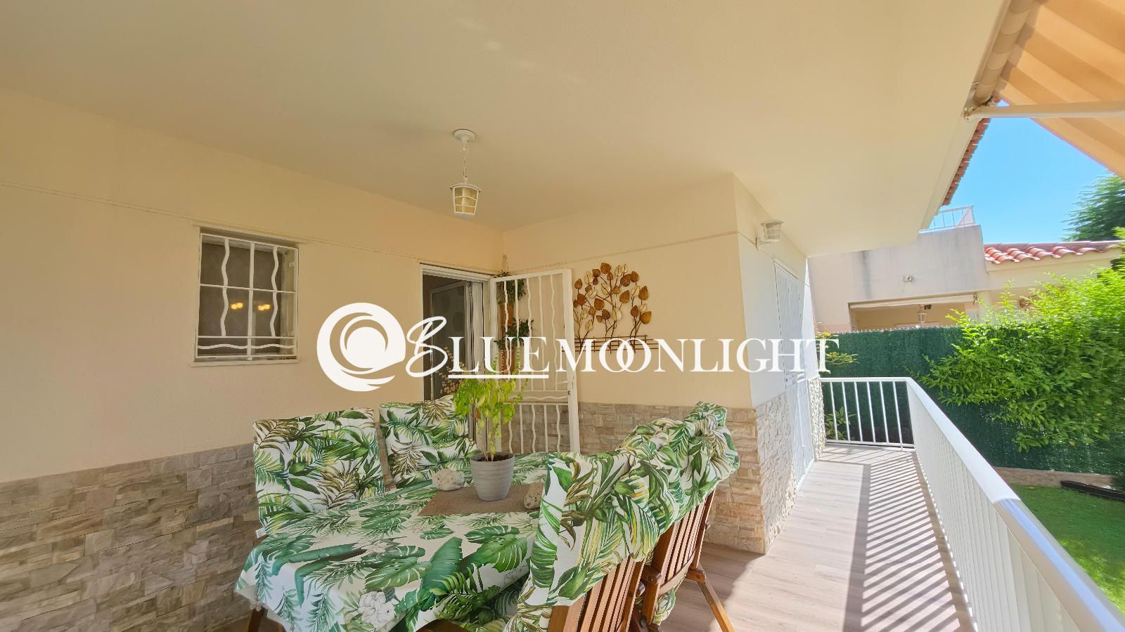 RENOVATED VILLA WITH PRIVATE POOL - Foto 19