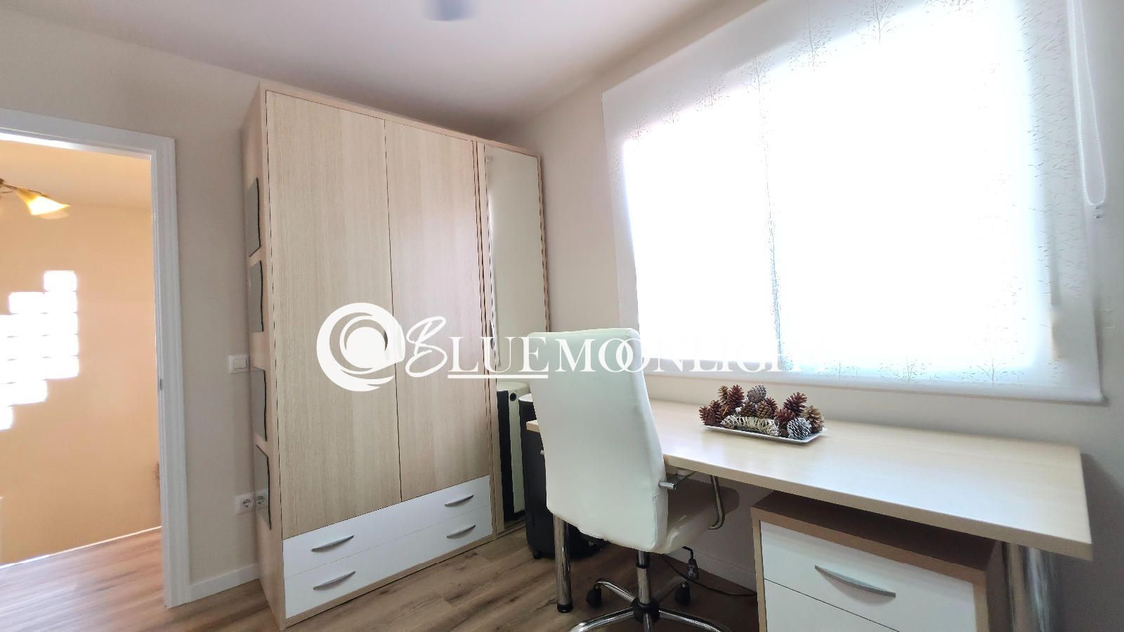 RENOVATED VILLA WITH PRIVATE POOL - Foto 44