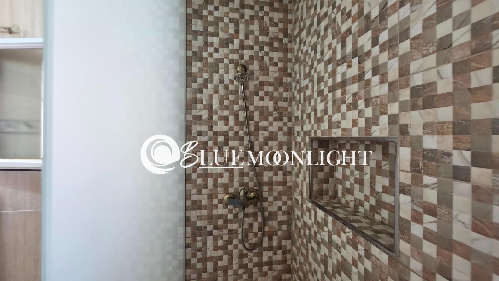 RENOVATED VILLA WITH PRIVATE POOL - Foto 49