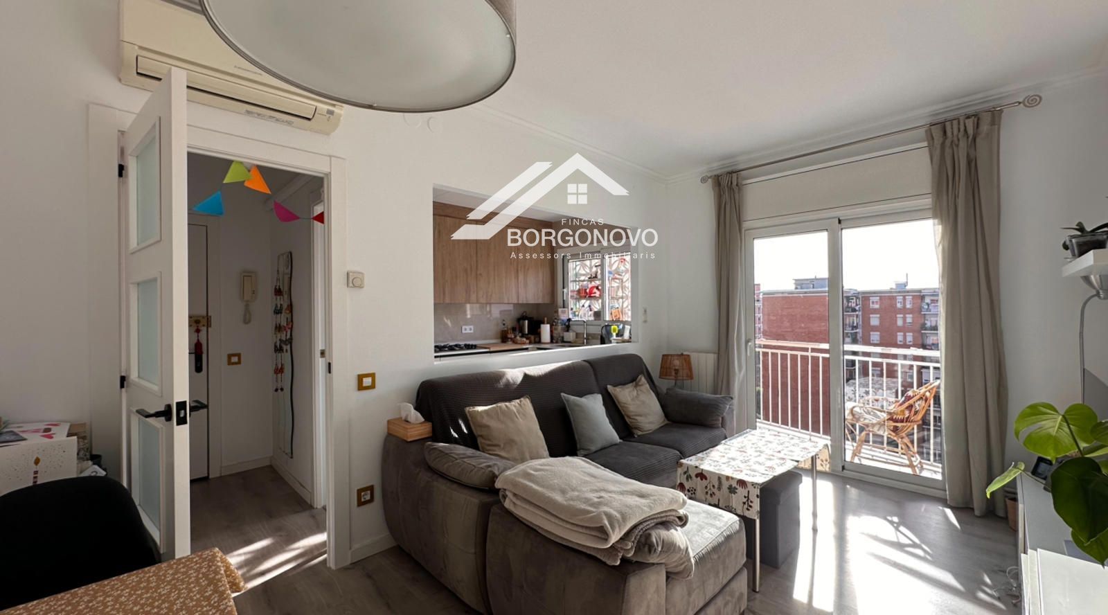 Flat for sale Barcelona. Ref: 1734. Fincas Borgonovo