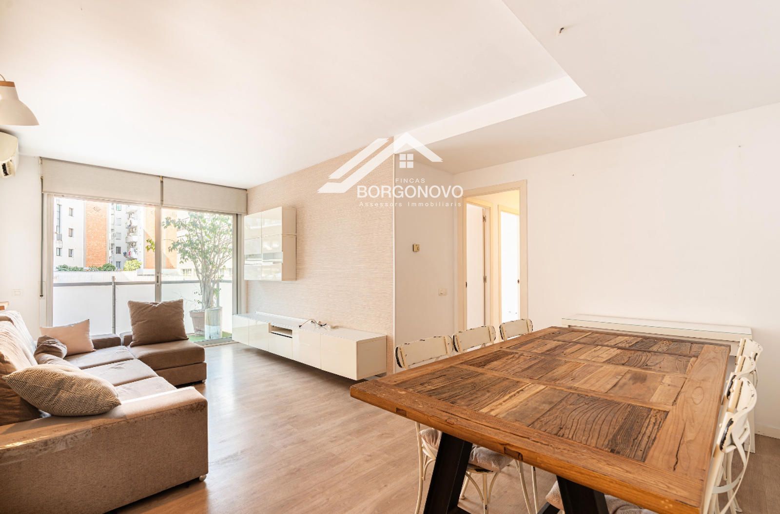 Flat for sale Barcelona. Ref: 1742. Fincas Borgonovo
