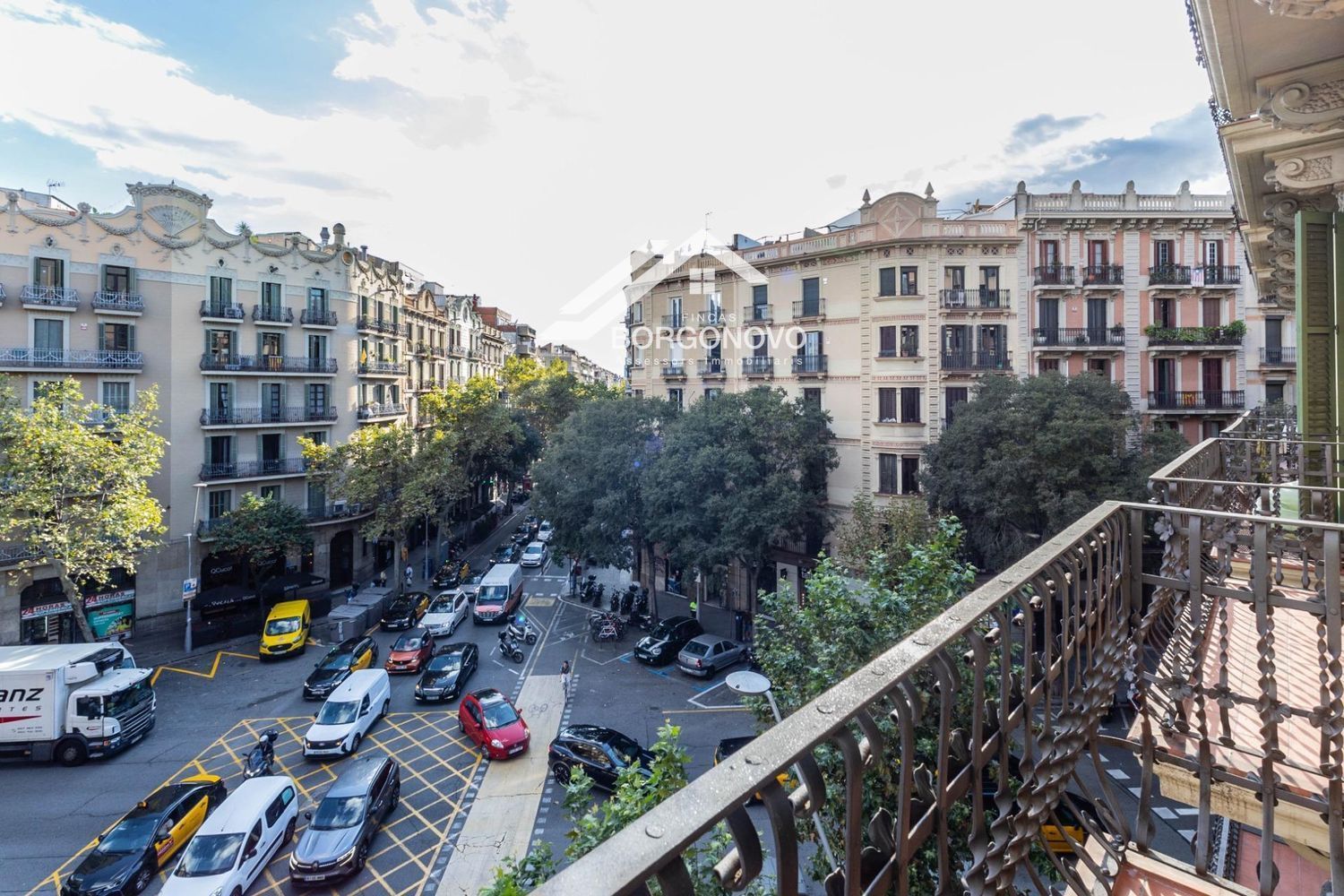 Flat for sale Barcelona. Ref: 1745. Fincas Borgonovo