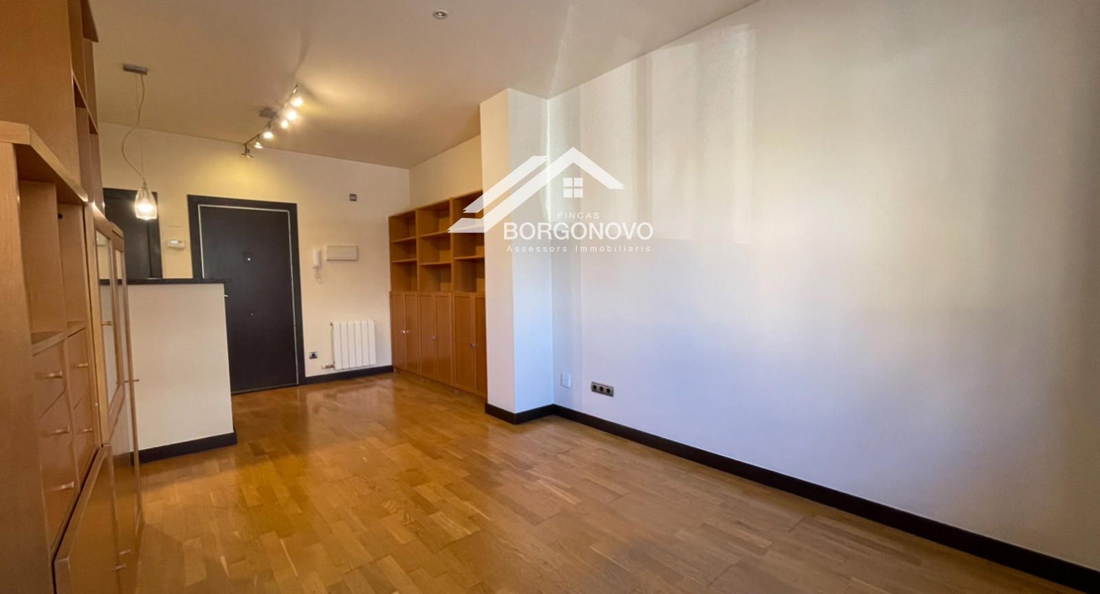 Piso en alquiler Barcelona. Ref: 1879. Fincas Borgonovo