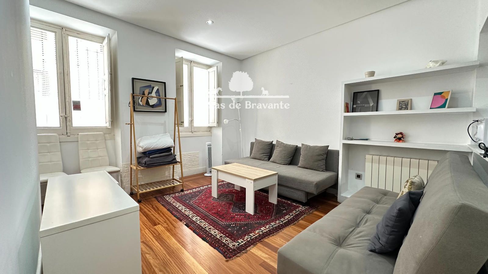 Bajo en venta Madrid. Ref: 1756. Villas de Bravante