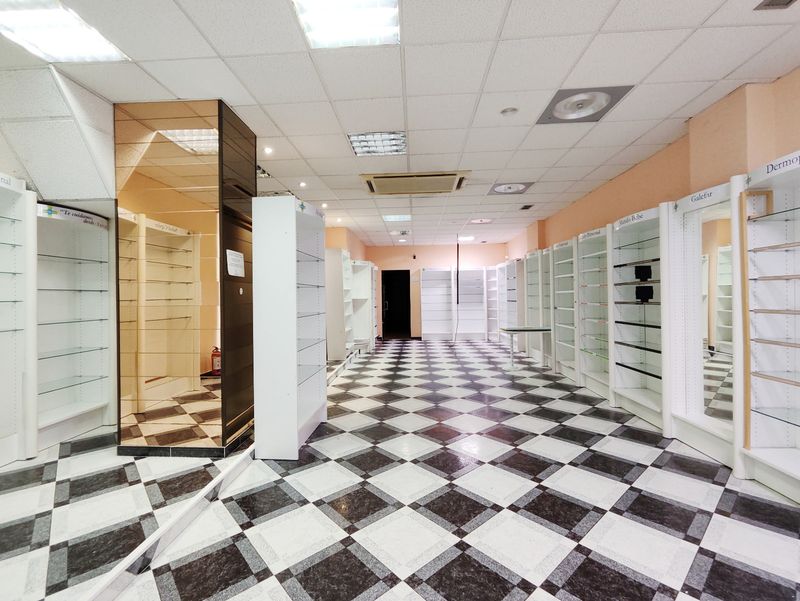 Local Comercial en venta Guadalajara. Ref: 1111111119. Bravo & López Inmobiliaria
