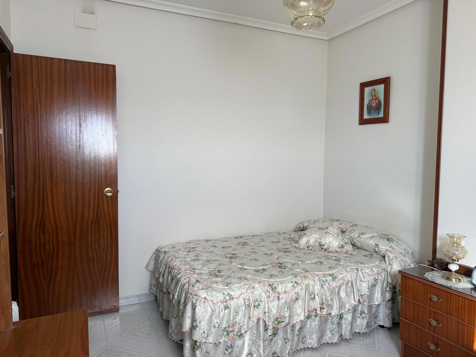 CHALET UNIFAMILIAR EN CALLE SIMÓN BOLÍVAR, MARCHAMALO