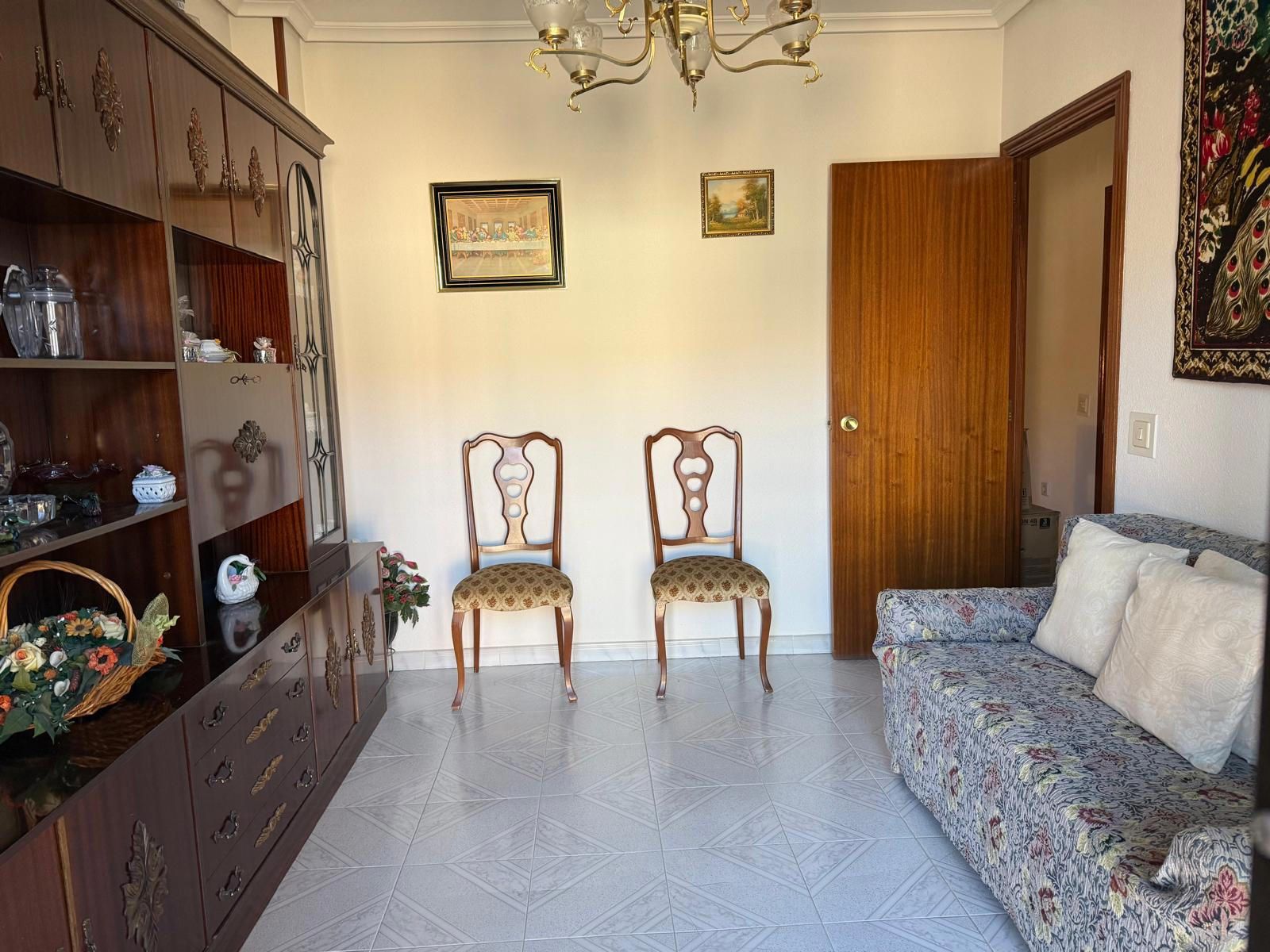 CHALET UNIFAMILIAR EN CALLE SIMÓN BOLÍVAR, MARCHAMALO