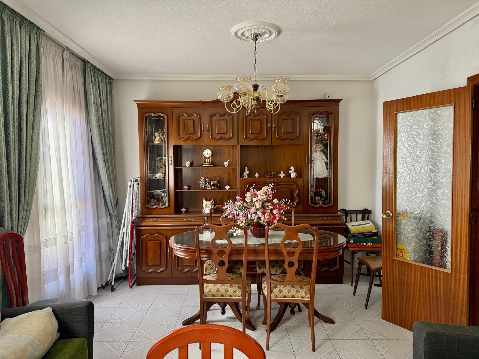 CHALET UNIFAMILIAR EN CALLE SIMÓN BOLÍVAR, MARCHAMALO