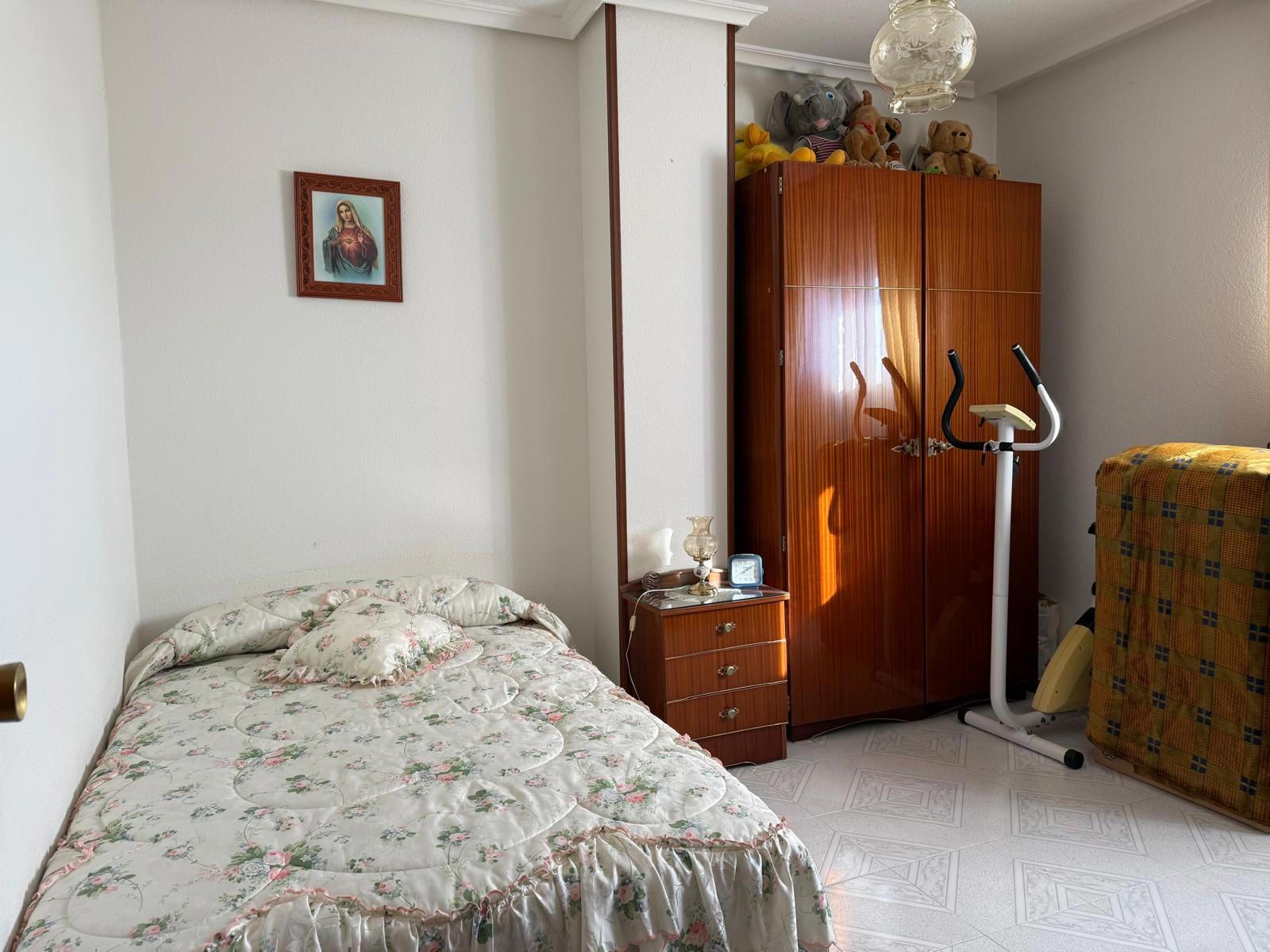 CHALET UNIFAMILIAR EN CALLE SIMÓN BOLÍVAR, MARCHAMALO
