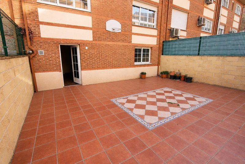 Adosado en venta Azuqueca De Henares, Guadalajara. Ref: 1111111132. Bravo & López Inmobiliaria