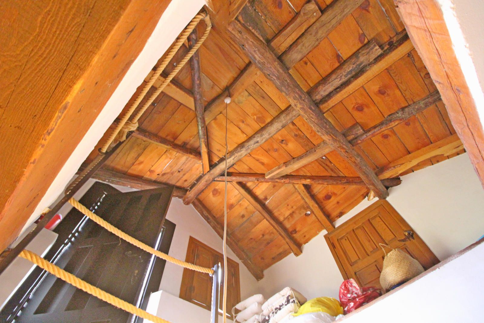 Salón - CHALET INDEPENDIENTE EN CALLE LA FUENTE, HERAS DE AYUSO.