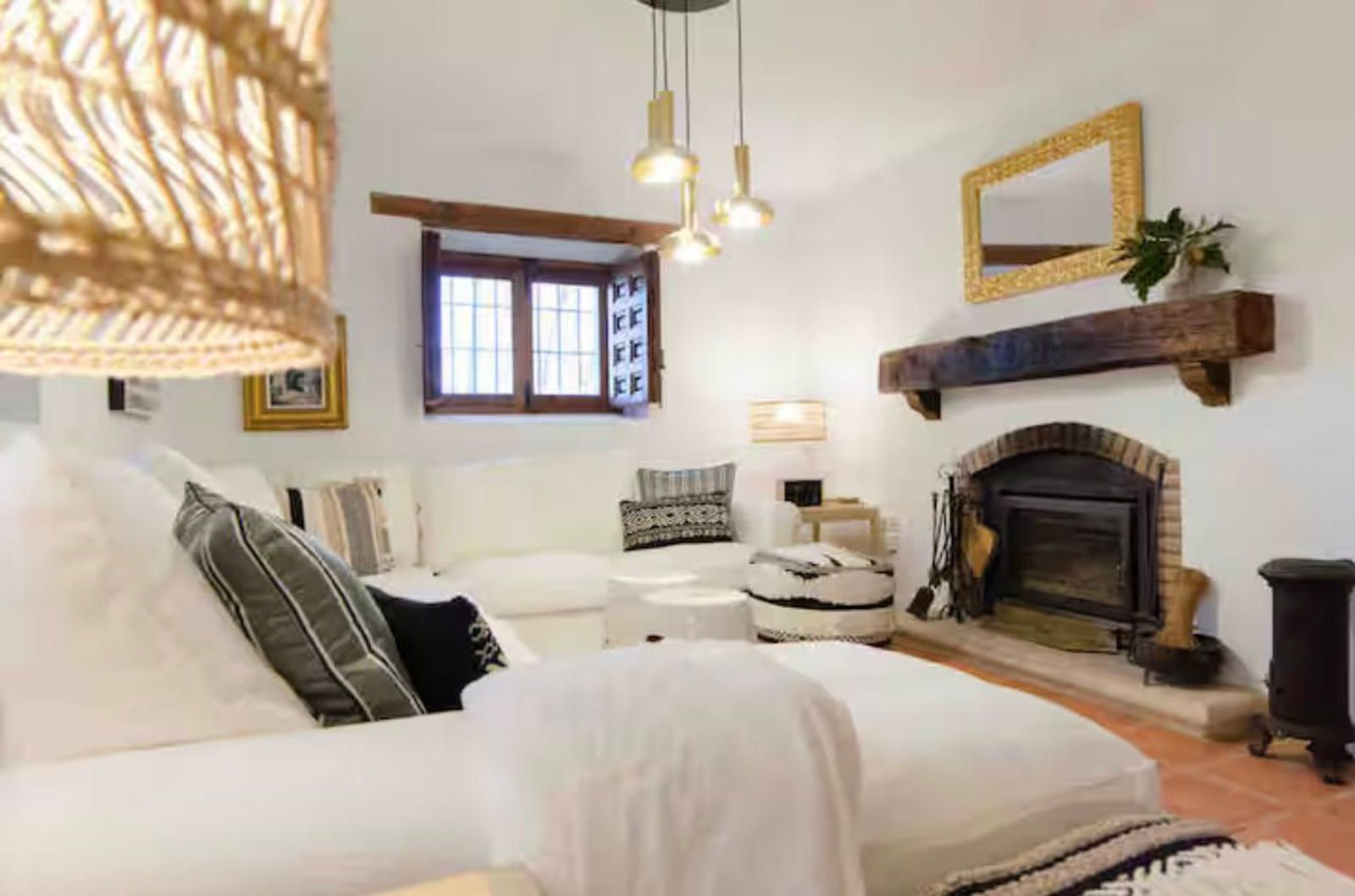 Salón - CHALET INDEPENDIENTE EN CALLE LA FUENTE, HERAS DE AYUSO.