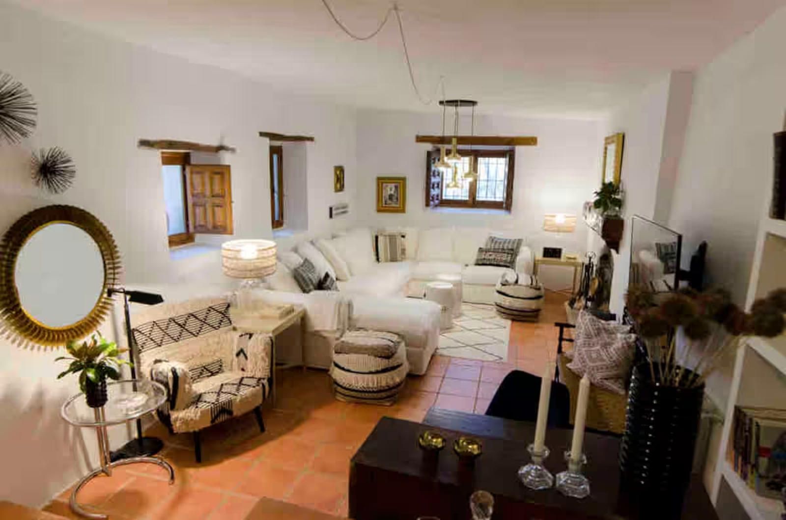 Salón - CHALET INDEPENDIENTE EN CALLE LA FUENTE, HERAS DE AYUSO.