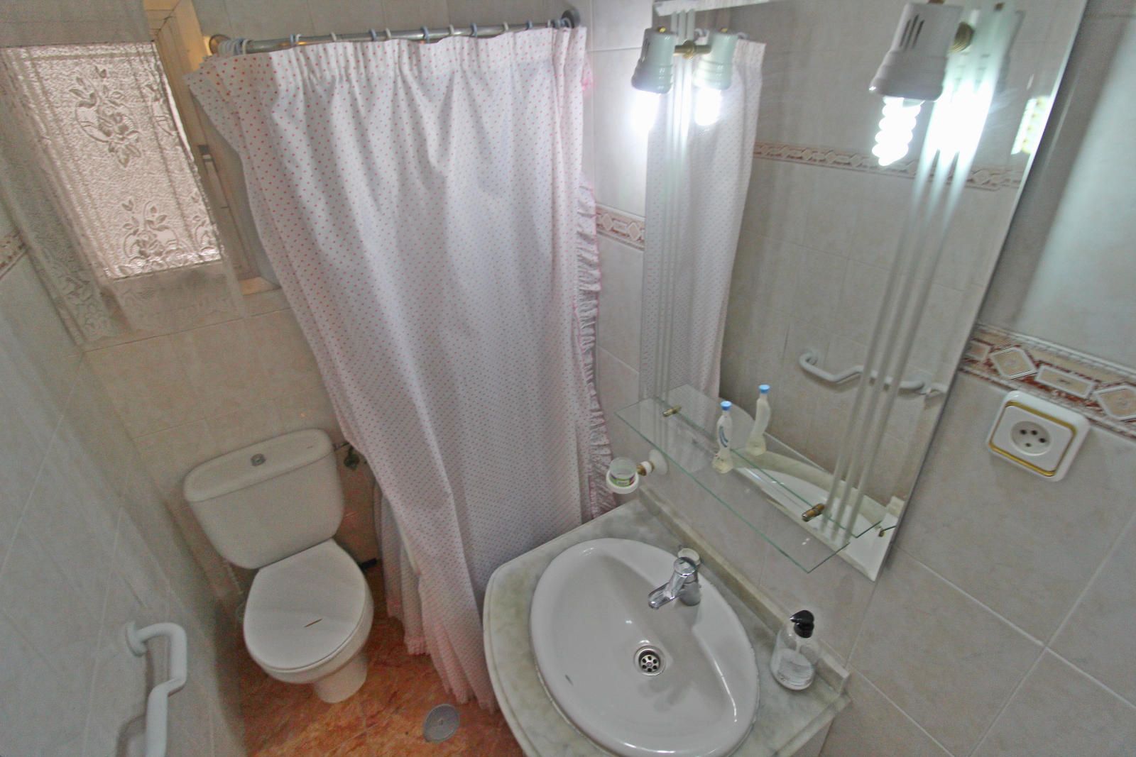 Baño - PISO EN VENTA EN CALLE CONSTITUCION, GUADALAJARA