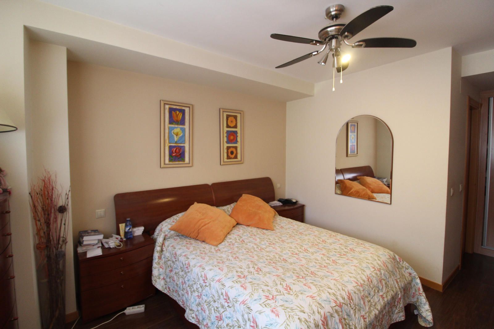 DORMITORIO - CALLE DEL FERIAL-ATICO.