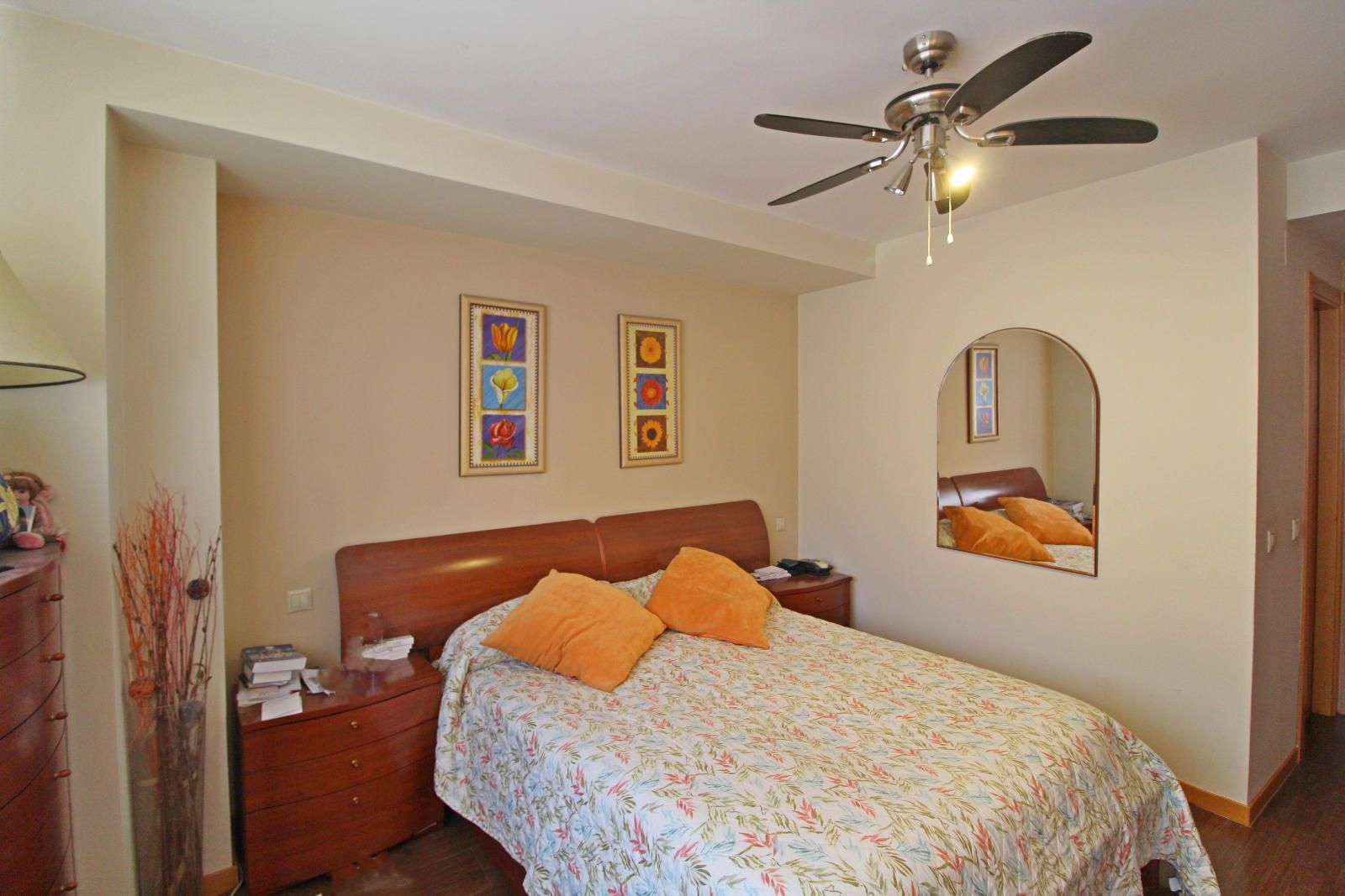 DORMITORIO - CALLE DEL FERIAL-ATICO.