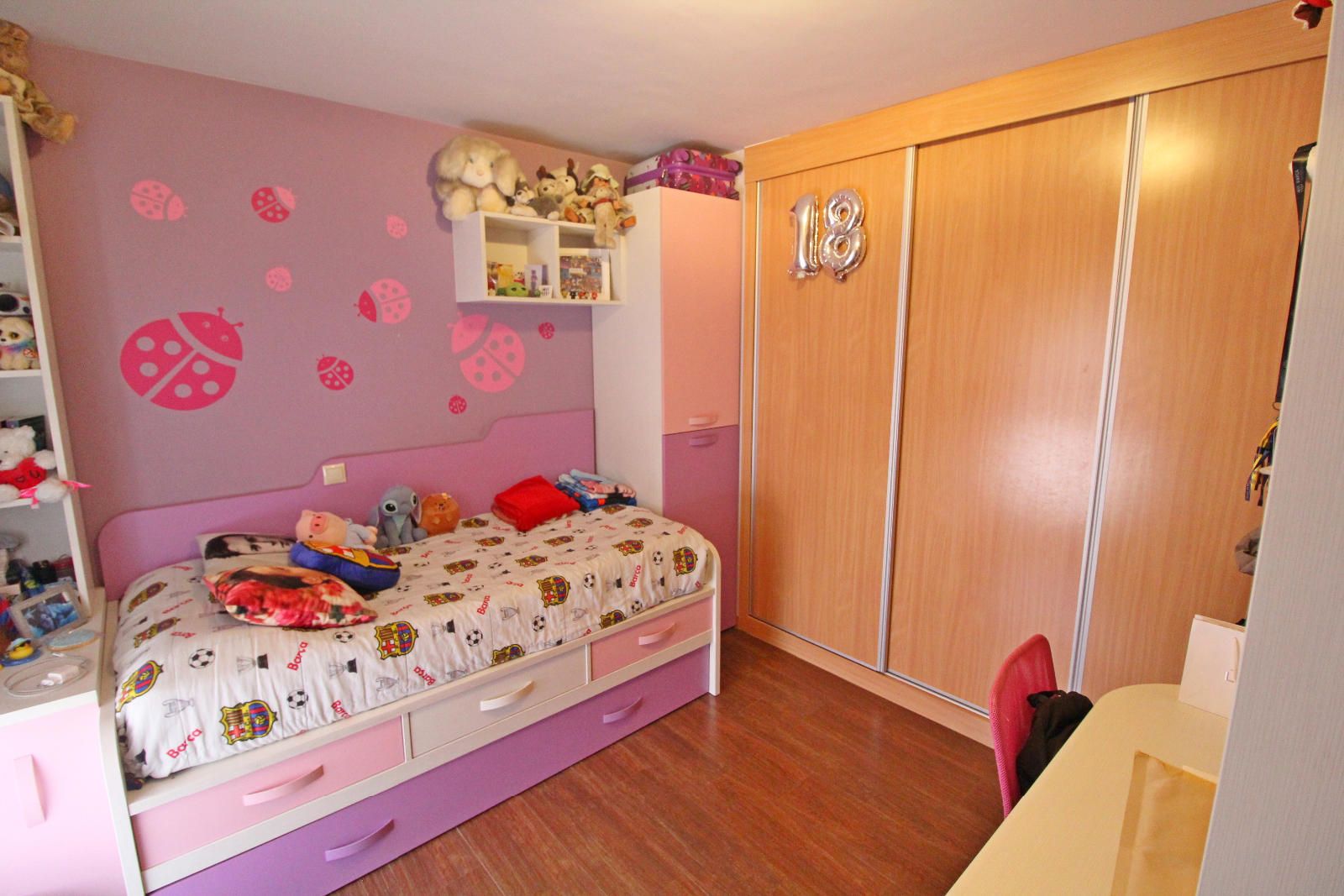 DORMITORIO - CALLE DEL FERIAL-ATICO.