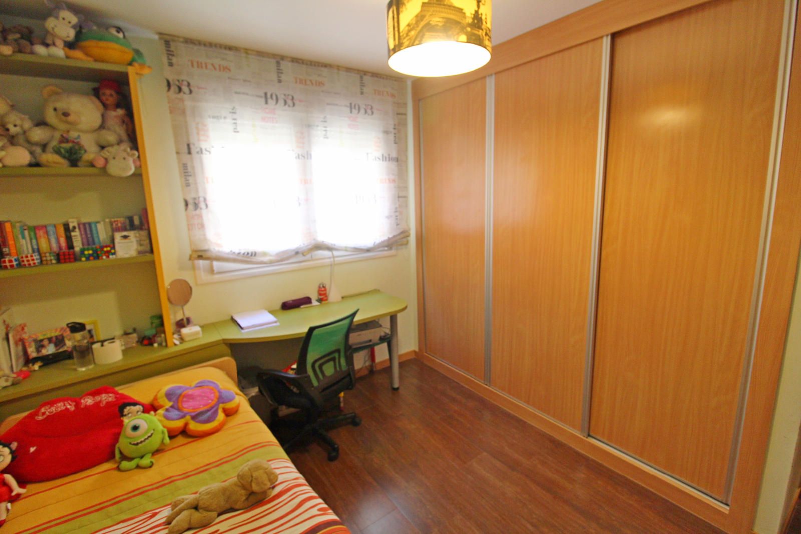 DORMITORIO - CALLE DEL FERIAL-ATICO.