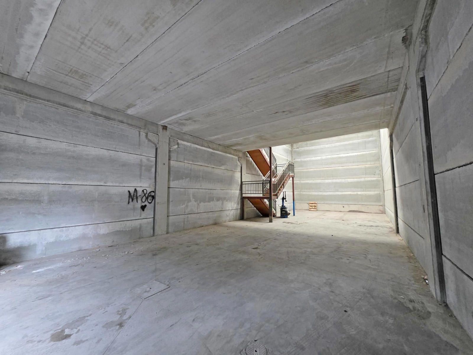 Nave - NAVE INDUSTRIAL-COMERCIAL EN GUADALAJARA
