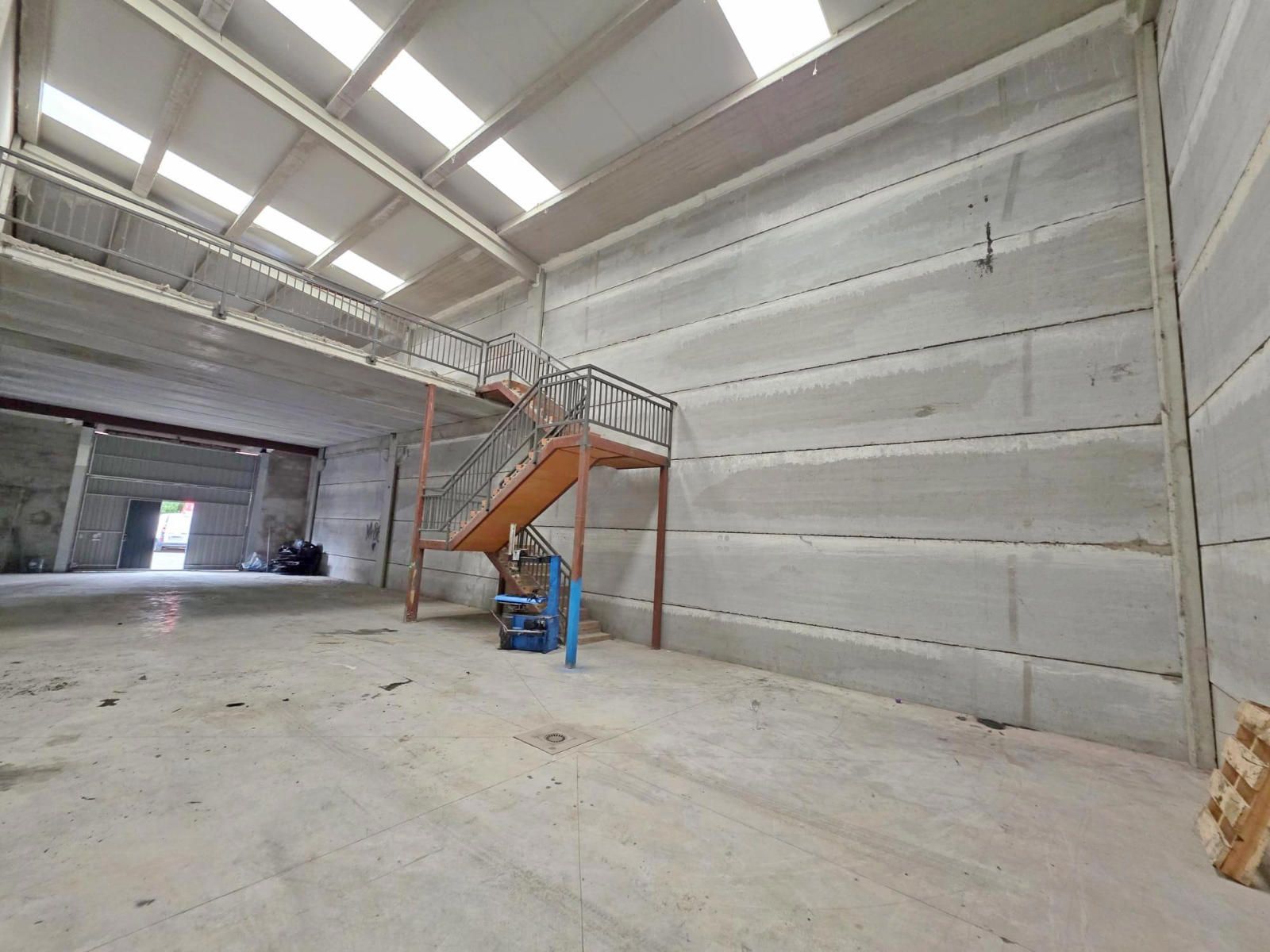 Nave - NAVE INDUSTRIAL-COMERCIAL EN GUADALAJARA