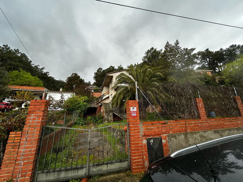 Chalet Independiente en venta Tiemblo, El, Ávila. Ref: 50076. Bravo & López Inmobiliaria