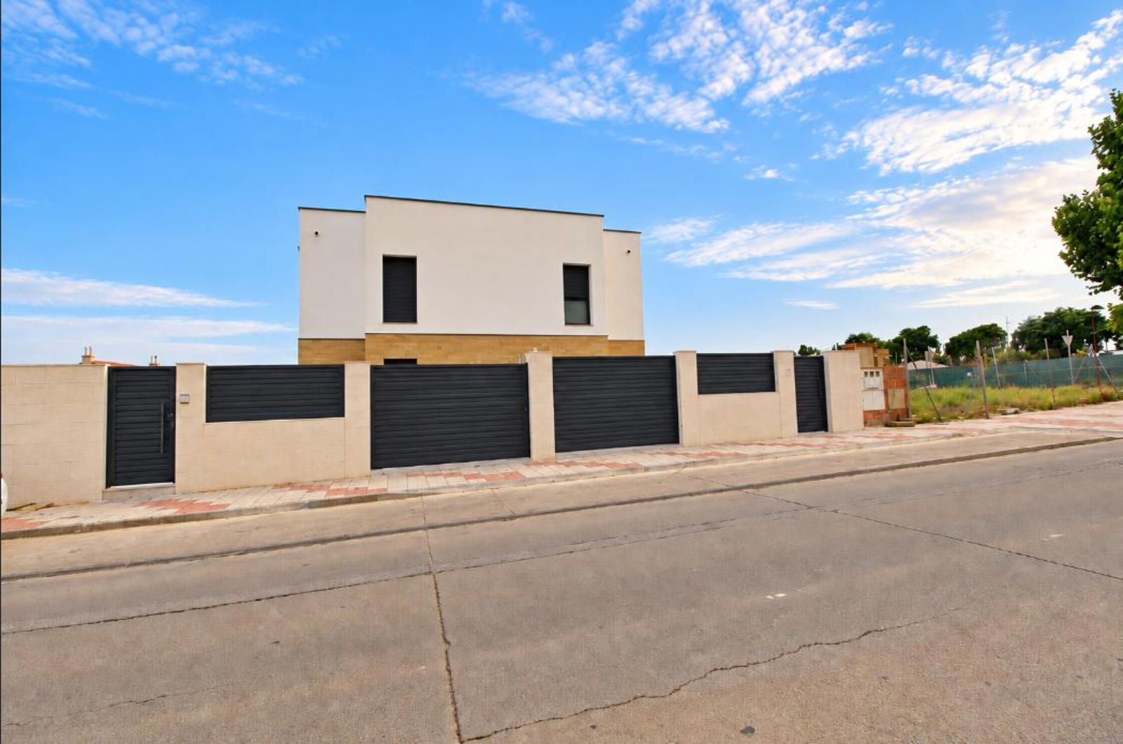 PAREADO DE OBRA NUEVA EN YUNQUERA DE HENARES. - Foto 2