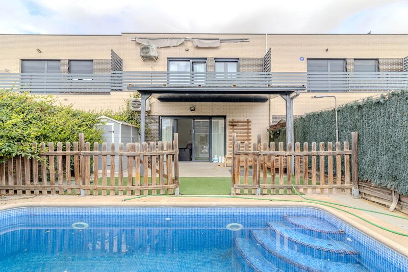 Adosado en venta Cabanillas del Campo, Guadalajara. Ref: 50146. Bravo & López Inmobiliaria