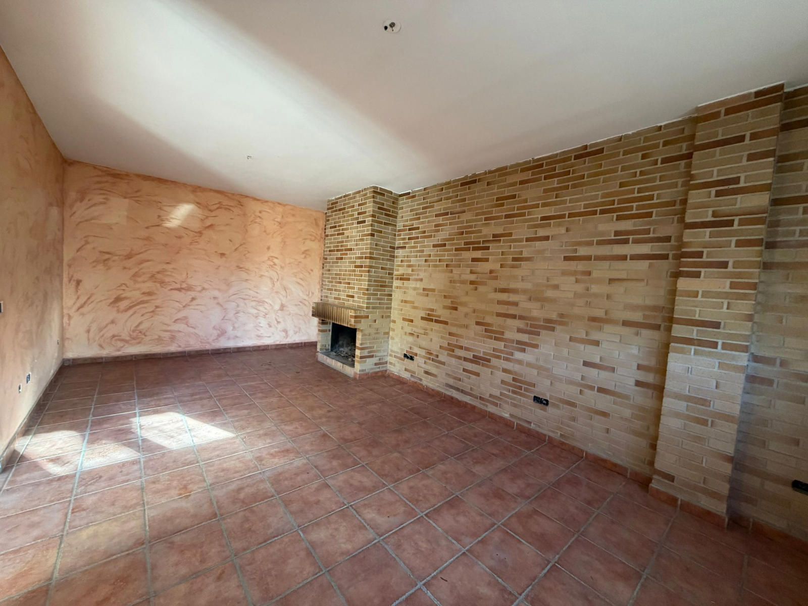 salón - Chalet en Tórtola de Henares.
