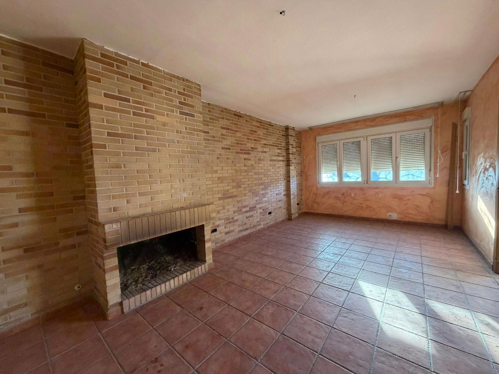 salón - Chalet en Tórtola de Henares.