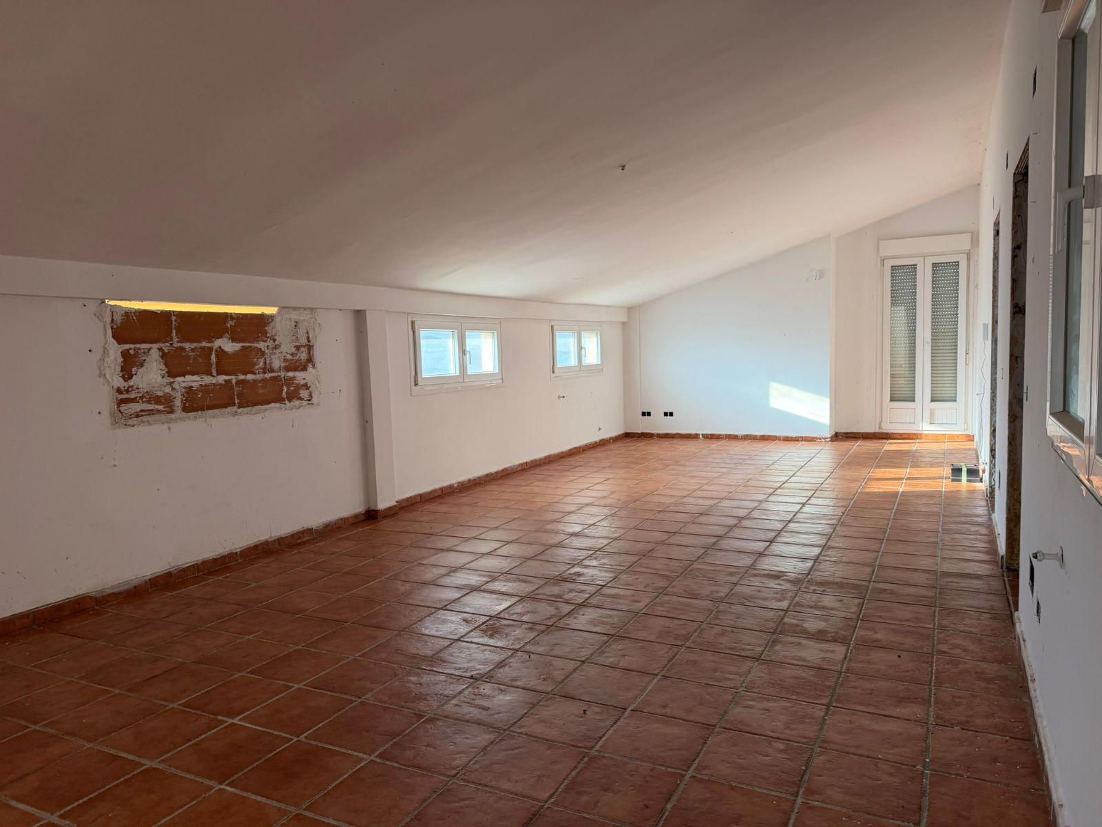 buhardilla - Chalet en Tórtola de Henares.