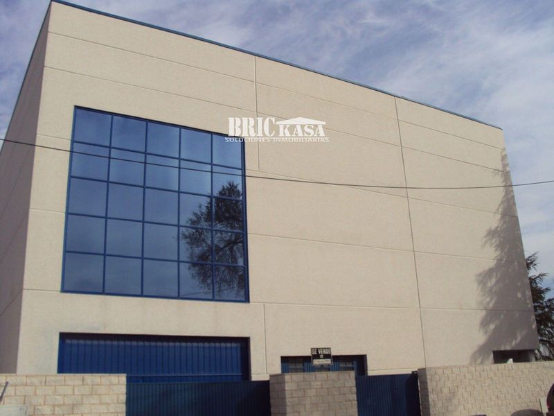 Nave Industrial en venta Coslada, Madrid. Ref: 1226. Brickasa