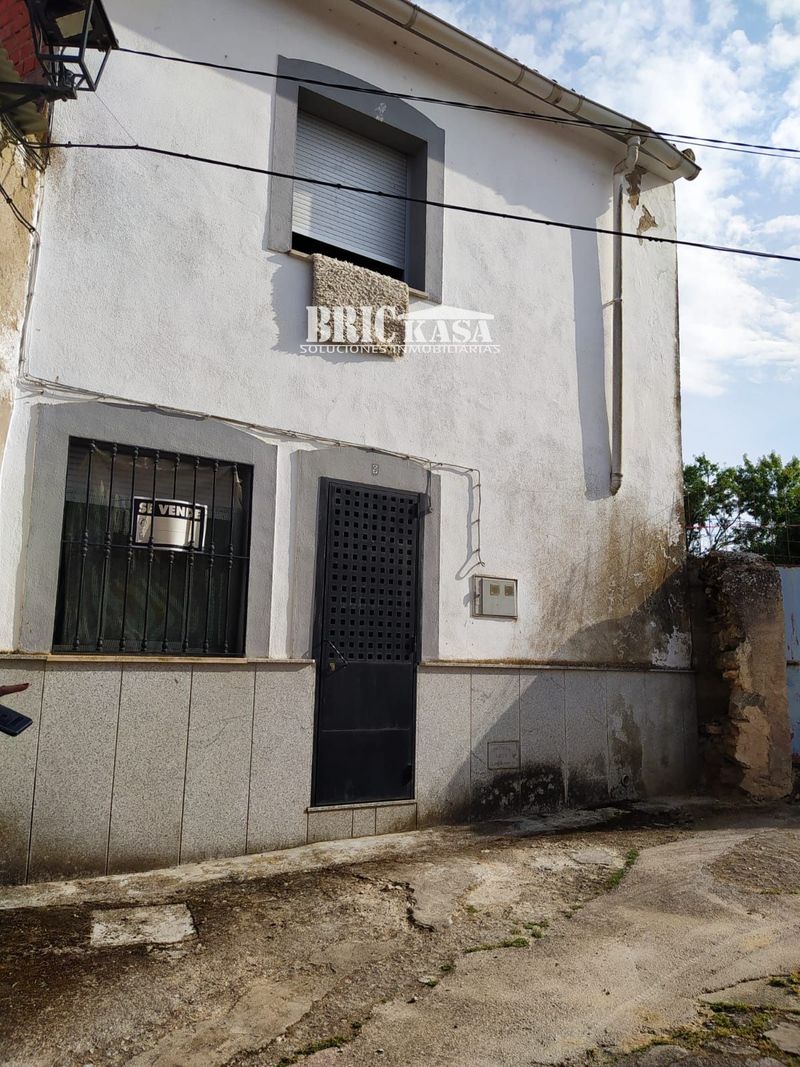 Casa en venta Valdefuentes, Cáceres. Ref: 1369. Brickasa