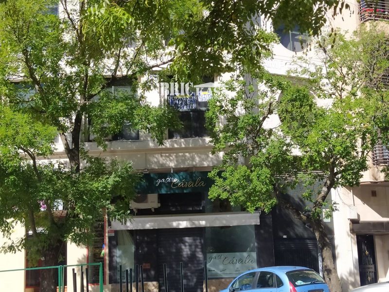 Oficina en venta Cáceres. Ref: 1495. Brickasa