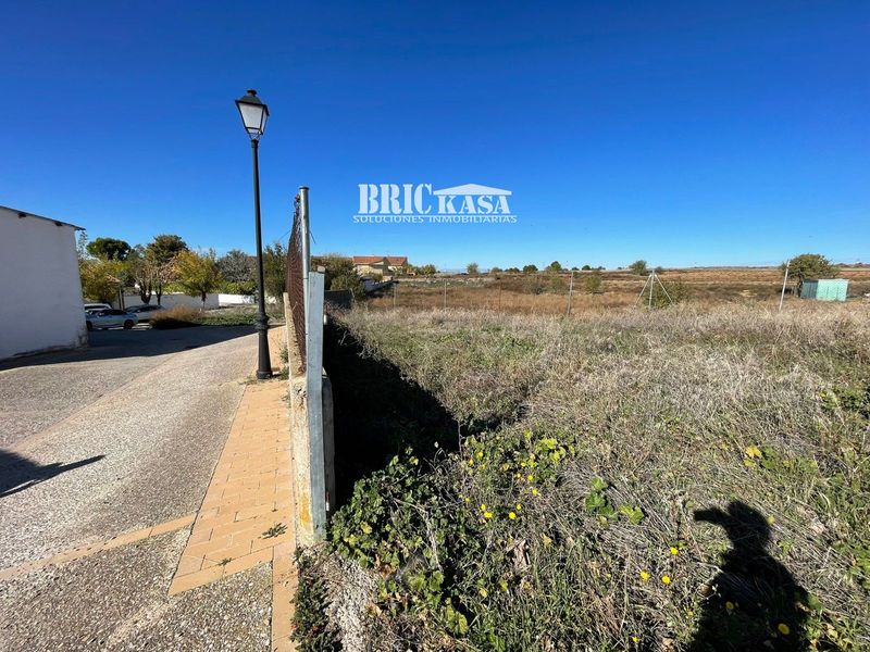 Parcela en venta Pozuelo Del Rey, Madrid. Ref: 1540. Brickasa