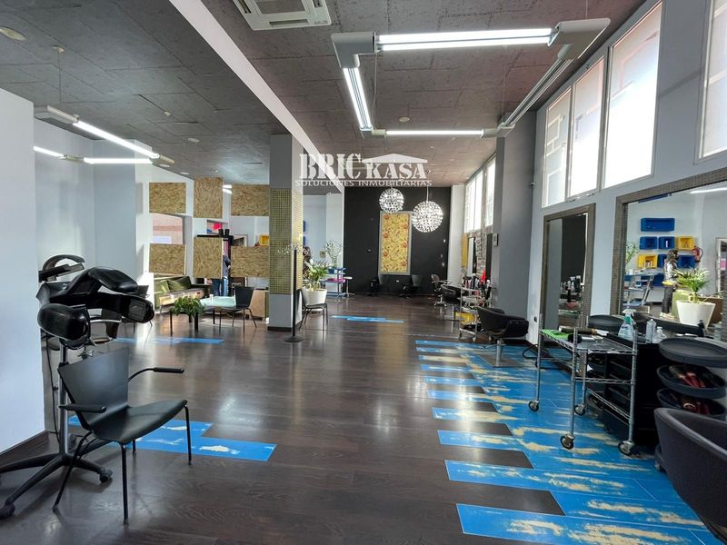 Local Comercial en venta Cáceres. Ref: 1617. Brickasa