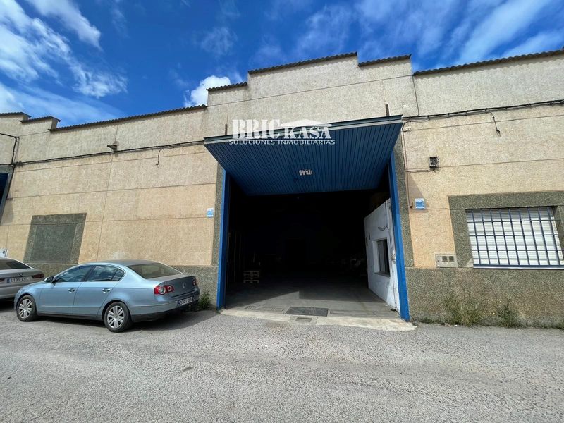 Nave Industrial en alquiler Cáceres. Ref: 1646. Brickasa