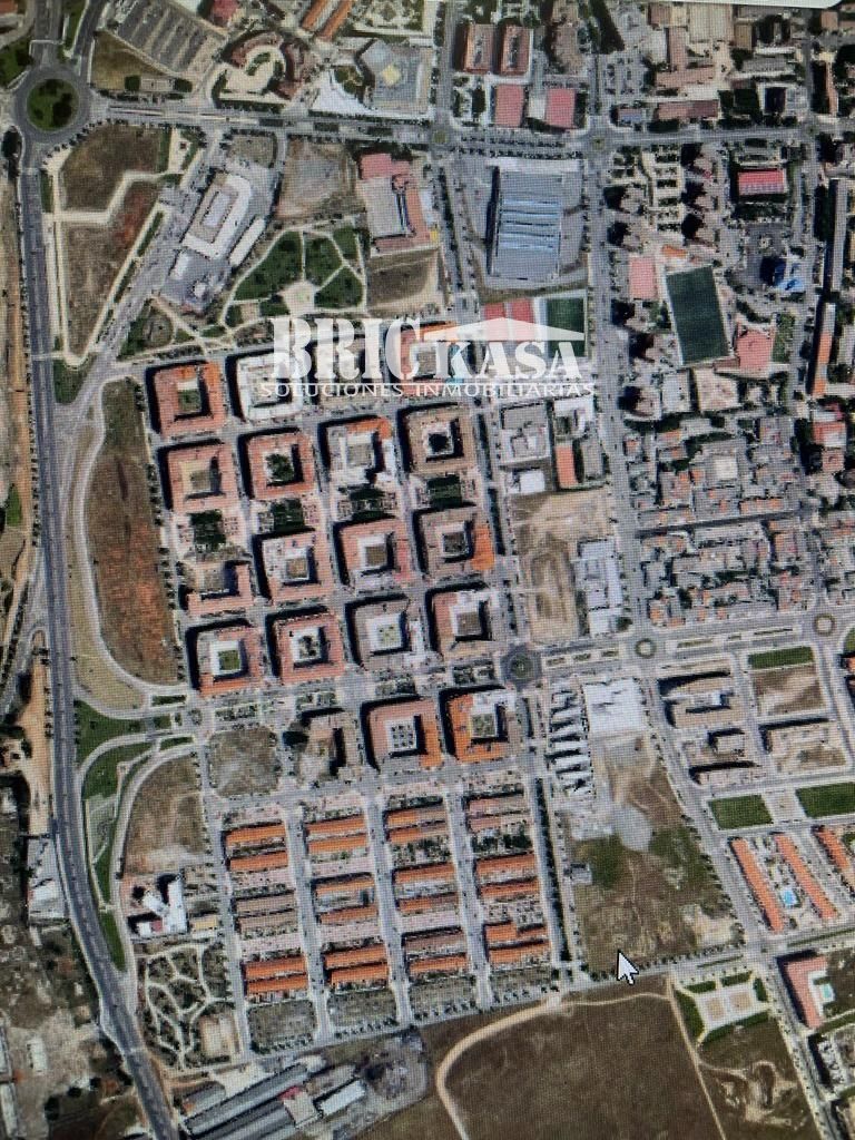 Parcela en venta Cáceres. Ref: 1717. Brickasa